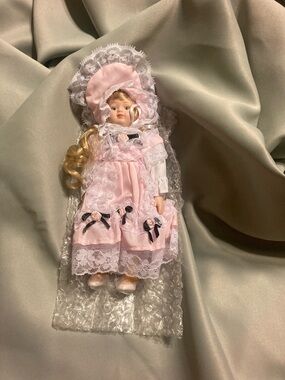 Vintage Peabody & Wright Porcelain Dolls New Pink 8 inch doll